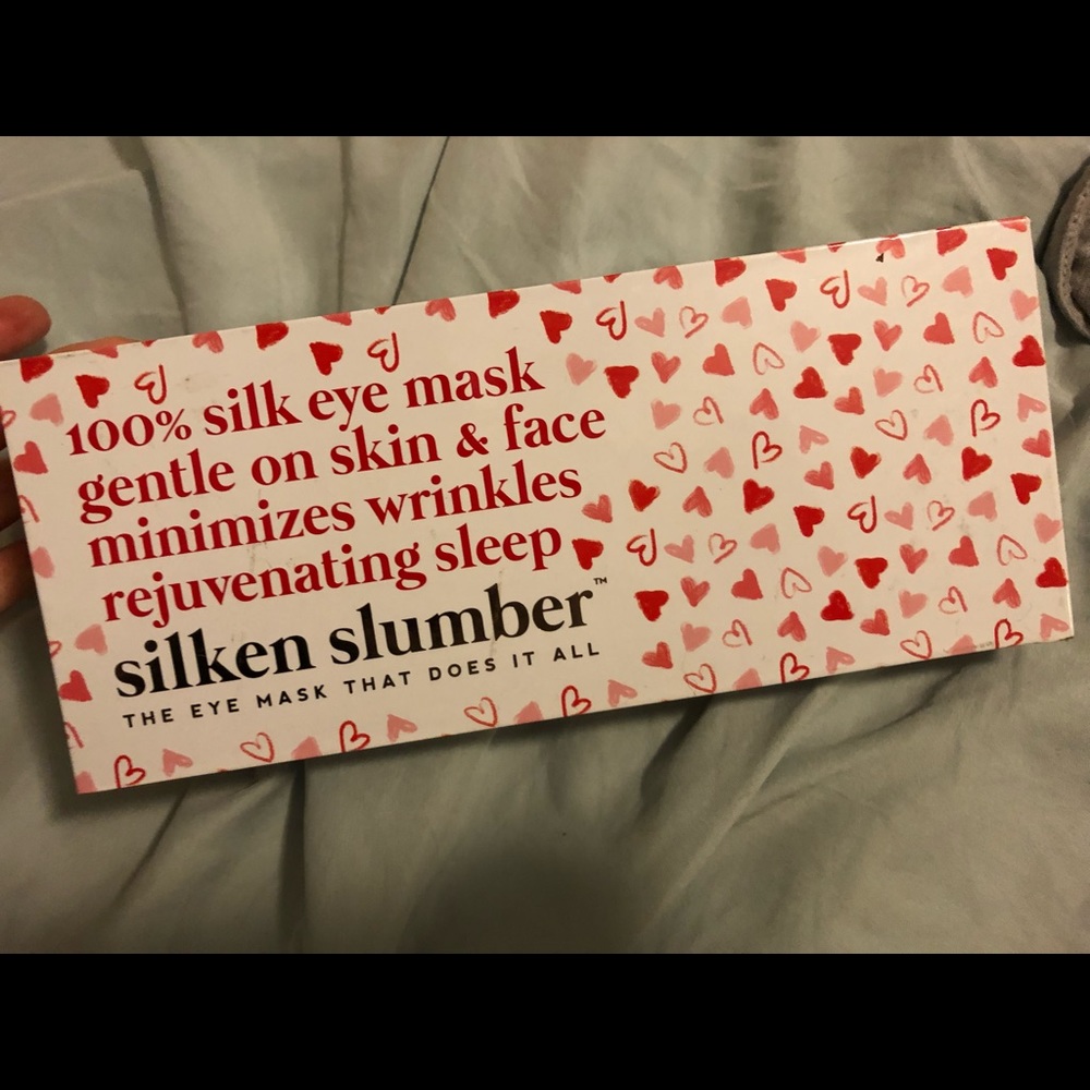 Brand new 100% silk eye mask